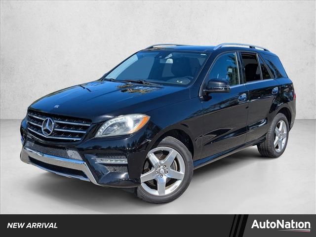 Black 2015 Mercedes-Benz M-Class ML 400 4MATIC SUV / Crossover All-Wheel Drive Automatic