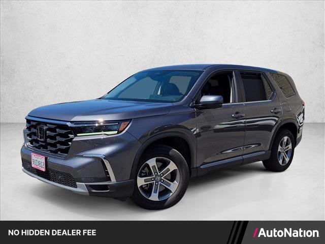 Gray (Modern Steel Metallic) 2025 Honda Pilot SUV / Crossover Front-Wheel Drive Automatic