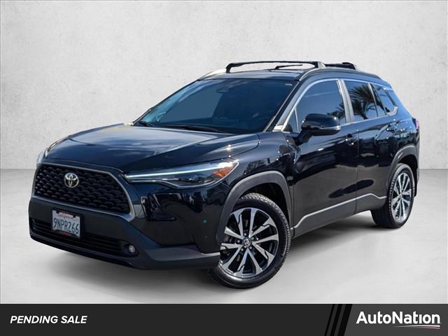 2024 Toyota Corolla Cross XLE FWD
