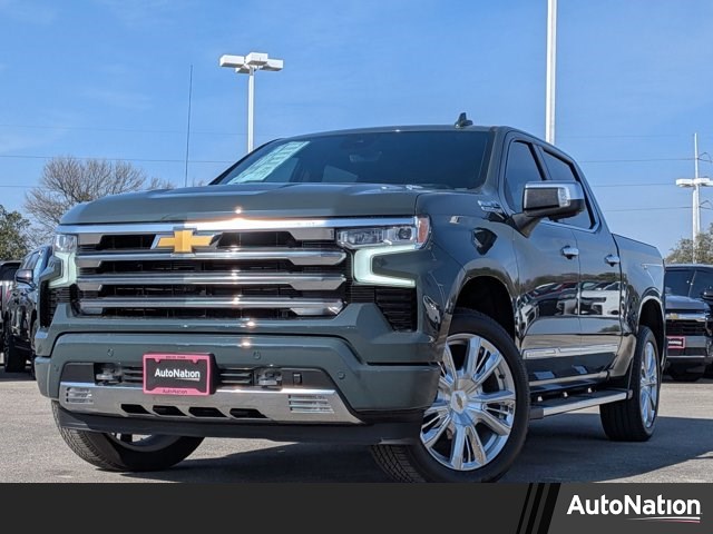 2026 Chevrolet Silverado 1500 High Country Crew Cab 4WD