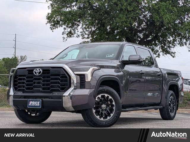 2022 Toyota Tundra SR5 CrewMax Cab RWD