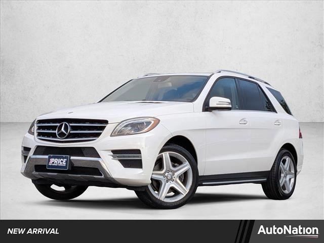 Polar White 2015 Mercedes-Benz M-Class ML 400 4MATIC SUV / Crossover All-Wheel Drive Automatic