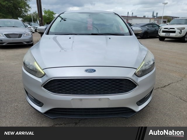 Silver/Gray 2017 Ford Focus SEL Hatchback Hatchback Front-Wheel Drive 6-Speed Automatic