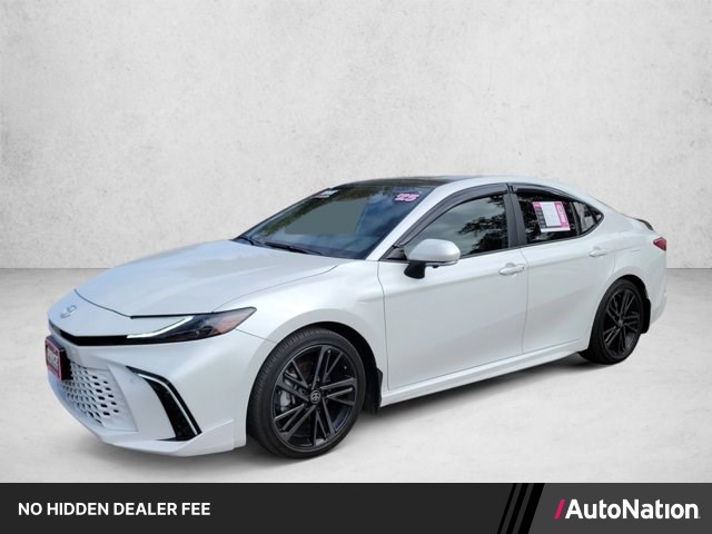 2025 Toyota Camry XSE FWD