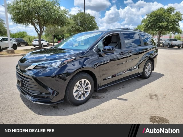Midnight Black Met 2026 Toyota Sienna Minivan Front-Wheel Drive Automatic