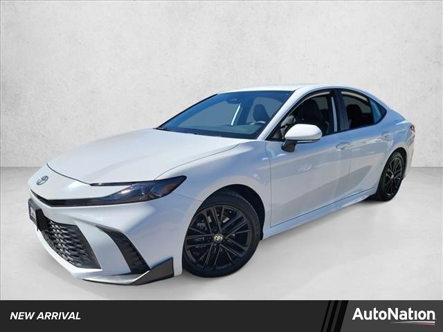 2025 Toyota Camry SE FWD
