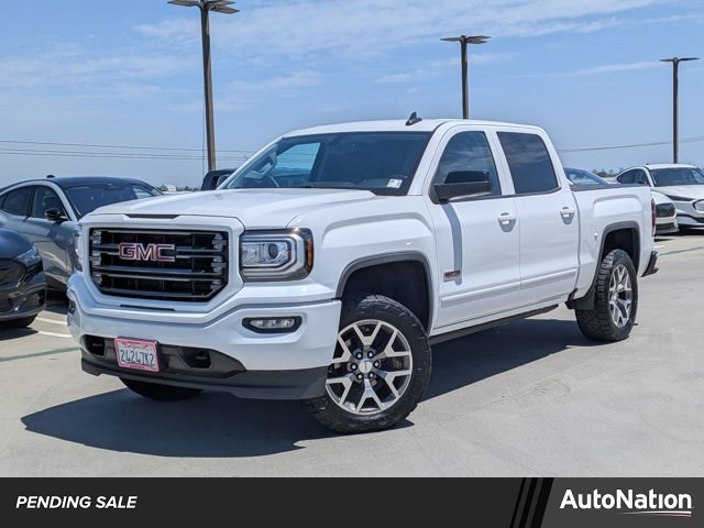 Summit White 2017 GMC Sierra 1500 SLT Crew Cab 4WD Pickup Truck Four-Wheel Drive 8-Speed Automatic