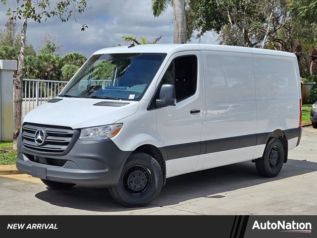2026 Mercedes-Benz Sprinter Cargo 2500 144 RWD