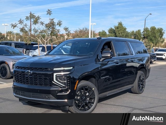 2026 Chevrolet Suburban LS 4WD