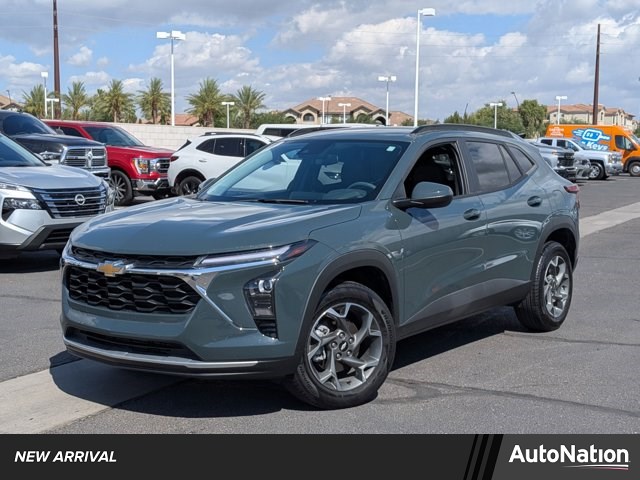 Green/Gray 2025 Chevrolet Trax LT FWD SUV / Crossover Front-Wheel Drive 6-Speed Automatic