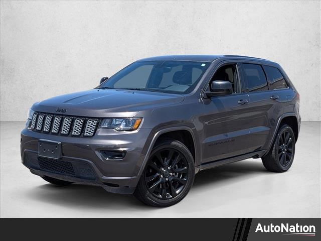 Gray (Granite Crystal Metallic Clearcoat) 2017 Jeep Grand Cherokee Altitude 4WD SUV / Crossover Four-Wheel Drive 8-Speed Automatic