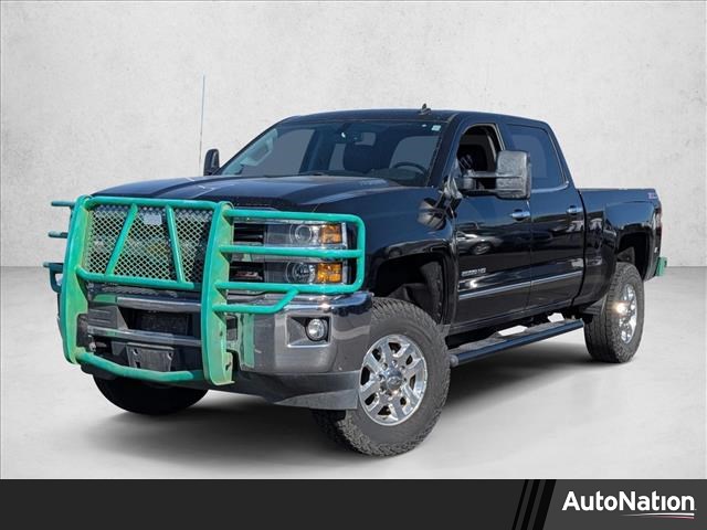 2015 Chevrolet Silverado 2500HD LT Crew Cab 4WD