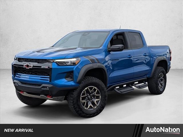 Glacier Blue Metallic 2024 Chevrolet Colorado ZR2 Crew Cab 4WD Pickup Truck Four-Wheel Drive 8-Speed Automatic