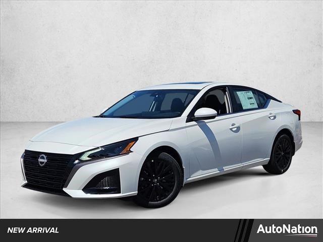 Pearl White Tricoat 2026 Nissan Altima 2.5 SV FWD Sedan Front-Wheel Drive Automatic