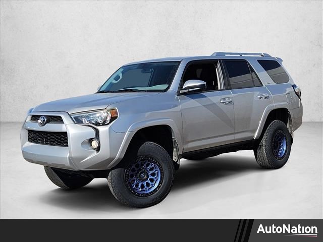 2017 Toyota 4Runner SR5 4WD