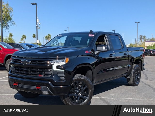Black 2026 Chevrolet Silverado 1500 LT Trail Boss Crew Cab 4WD Pickup Truck Four-Wheel Drive Automatic