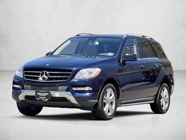 Lunar Blue Metallic 2015 Mercedes-Benz M-Class ML 350 4MATIC SUV / Crossover All-Wheel Drive Automatic