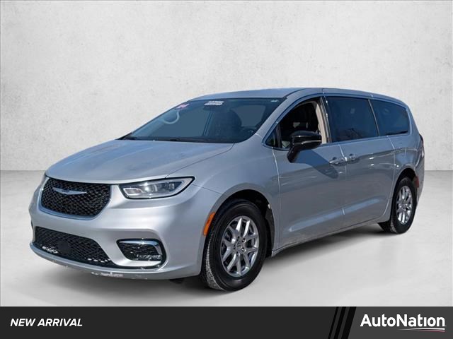 2024 Chrysler Pacifica Touring L FWD