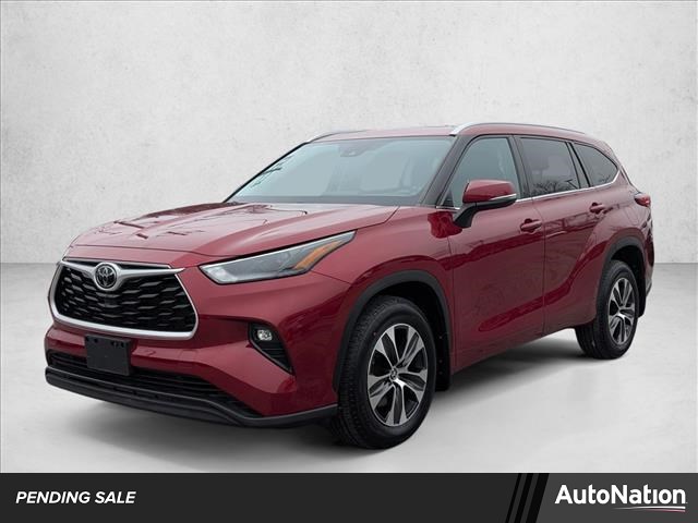 2022 Toyota Highlander XLE AWD