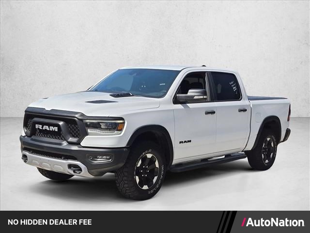 Bright White Clearcoat 2021 RAM 1500 Pickup Truck Four-Wheel Drive 8-Speed Automatic