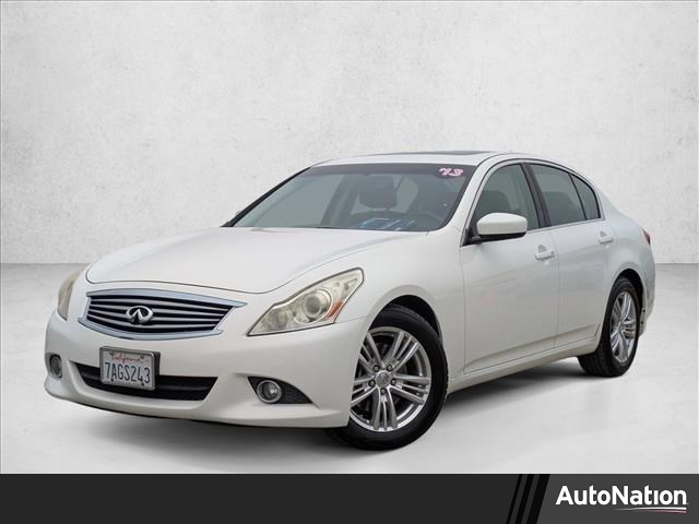 2013 INFINITI G37 Journey Sedan RWD