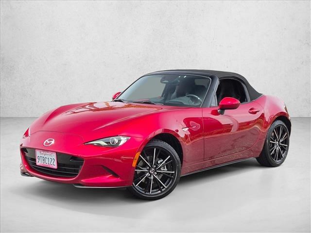 Soul Red Crystal Metallic 2025 Mazda MX-5 Miata Convertible Rear-Wheel Drive Automatic