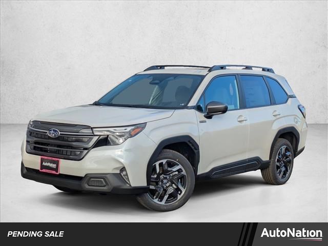 2025 Subaru Forester Premium Hybrid's photo