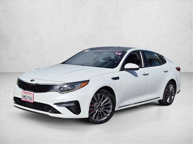 Snow White Pearl 2019 Kia Optima Sedan Front-Wheel Drive Automatic