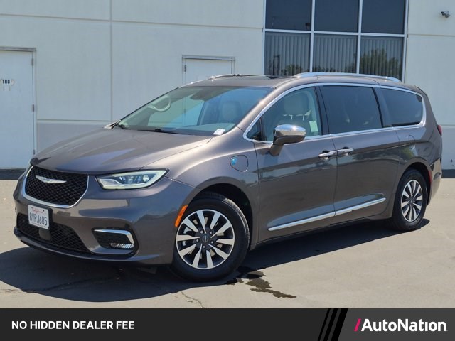 2021 Chrysler Pacifica Hybrid Limited FWD