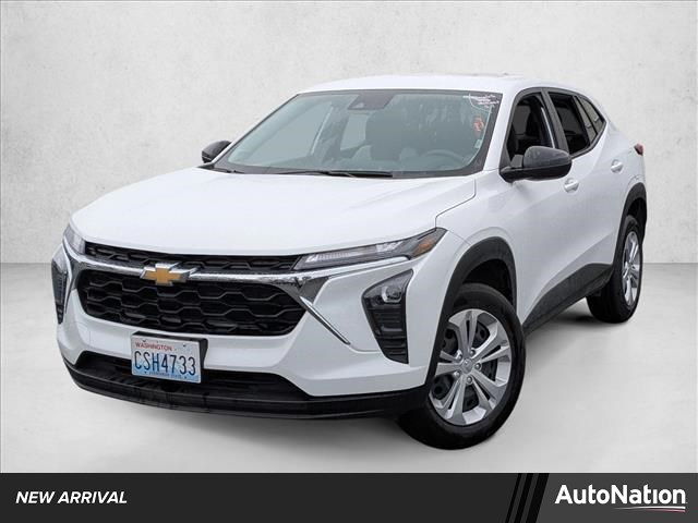 2025 Chevrolet Trax LS FWD