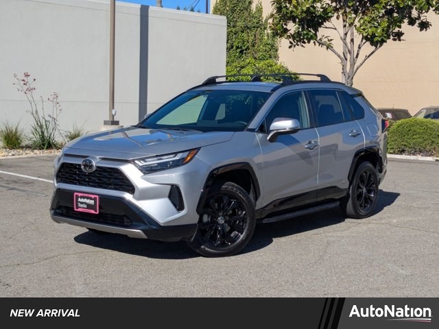 2025 Toyota RAV4 Hybrid SE AWD