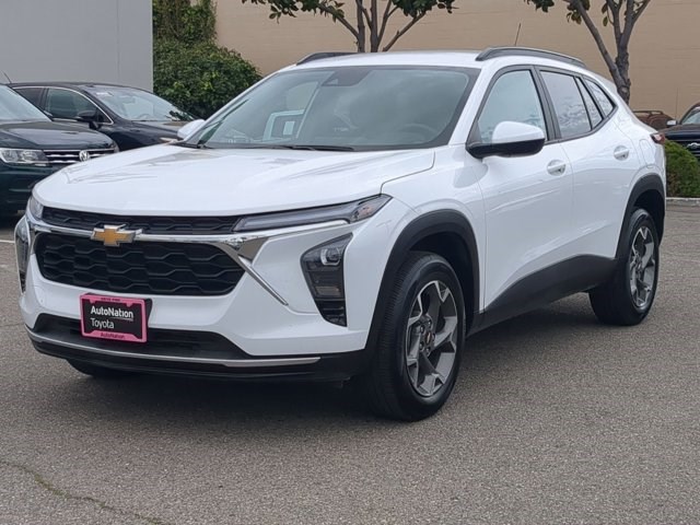 2025 Chevrolet Trax LT FWD
