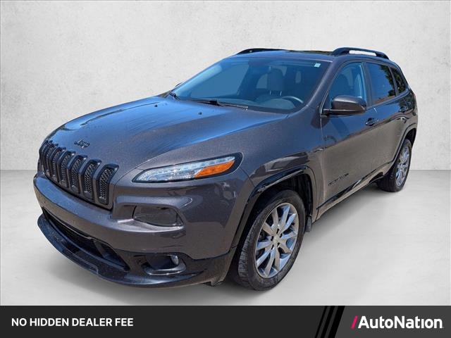 2018 Jeep Cherokee Latitude FWD with Tech Connect Package