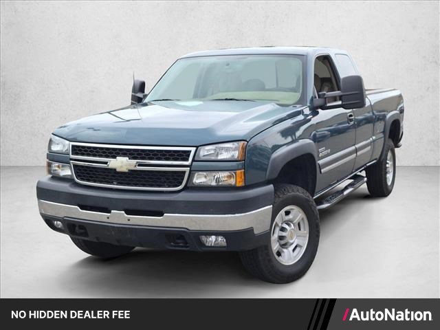 Blue 2006 Chevrolet Silverado 2500HD Pickup Truck 6-Speed Automatic