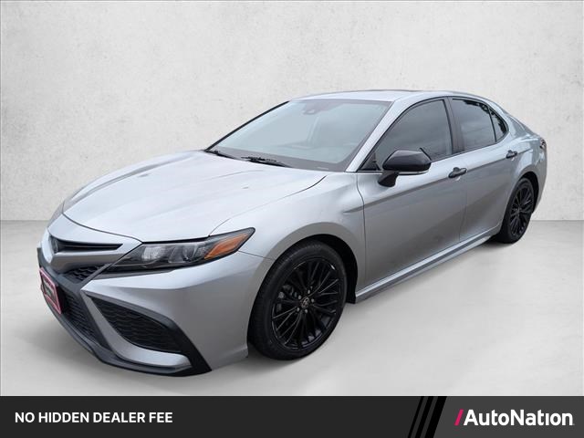 Celestial Silver Metallic 2022 Toyota Camry Hybrid Sedan Front-Wheel Drive Automatic