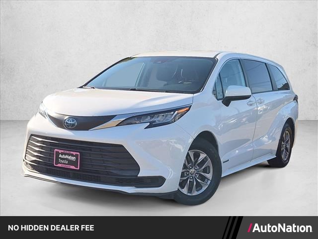 2021 Toyota Sienna LE 8-Passenger FWD