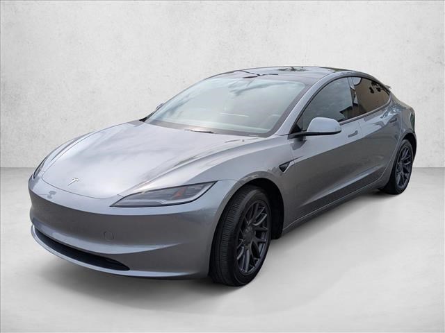 Silver/Gray 2024 Tesla Model 3 Automatic