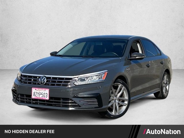 2018 Volkswagen Passat 2.0T R-Line FWD