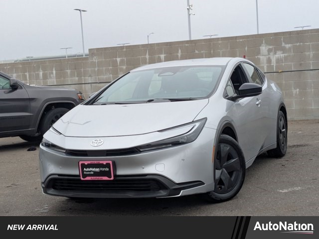 2025 Toyota Prius LE FWD