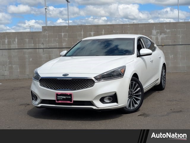 2017 Kia Cadenza Premium