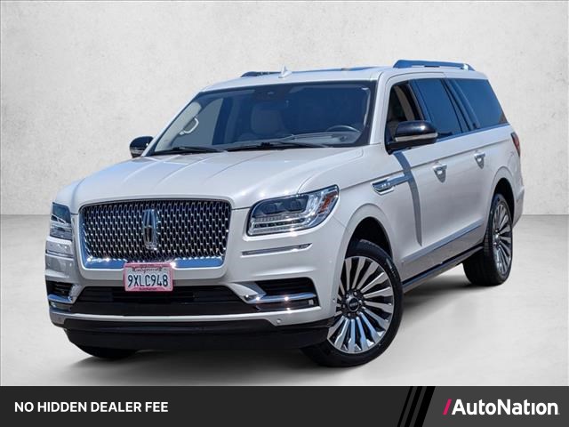 Ceramic Pearl Metallic Tri-Coat 2019 Lincoln Navigator SUV / Crossover Four-Wheel Drive Automatic