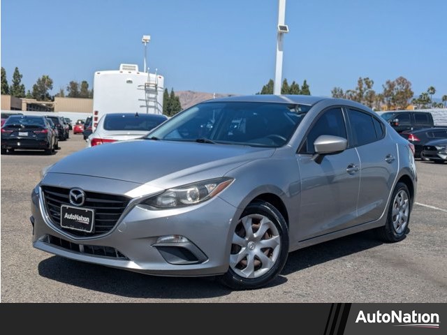 Liquid Silver Metallic 2014 Mazda MAZDA3 i Sport Sedan Front-Wheel Drive Automatic