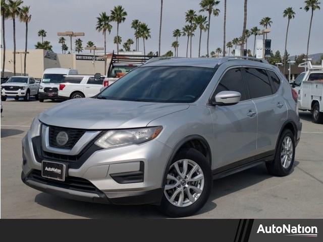 Brilliant Silver 2018 Nissan Rogue SV FWD SUV / Crossover Front-Wheel Drive Automatic