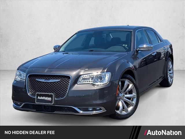 Gray (Granite Crystal Metallic Clearcoat) 2019 Chrysler 300 Sedan Rear-Wheel Drive 8-Speed Automatic