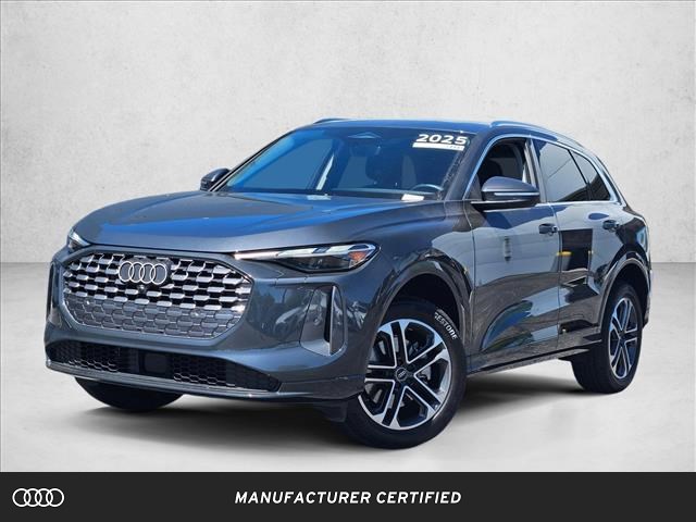 Tambora Gray Metallic 2025 Audi Q5 quattro Premium 40 TFSI SUV / Crossover All-Wheel Drive Automatic