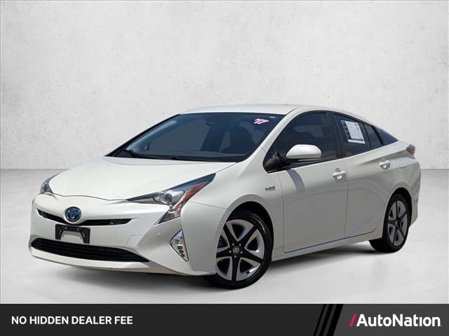 2017 Toyota Prius Three Touring FWD
