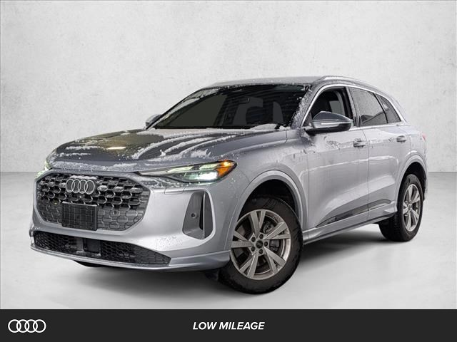 2025 Audi Q5 quattro Premium 40 TFSI