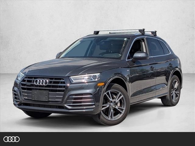 Daytona Gray Pearl Effect 2020 Audi Q5 Hybrid Plug-in e quattro Premium 55 TFSI AWD SUV / Crossover All-Wheel Drive Automatic