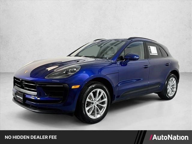 Gentian Blue Metallic 2026 Porsche Macan SUV / Crossover Automatic