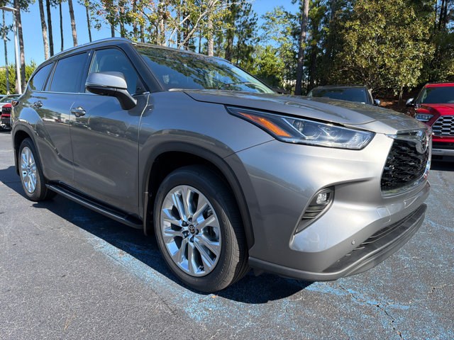 Heavy Metal 2026 Toyota Highlander SUV / Crossover All-Wheel Drive Automatic